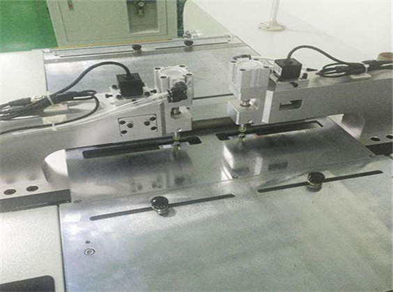 不銹鋼開孔機(jī)